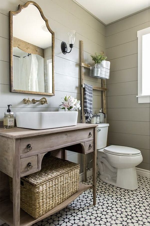 soft color rustic bathroom decor