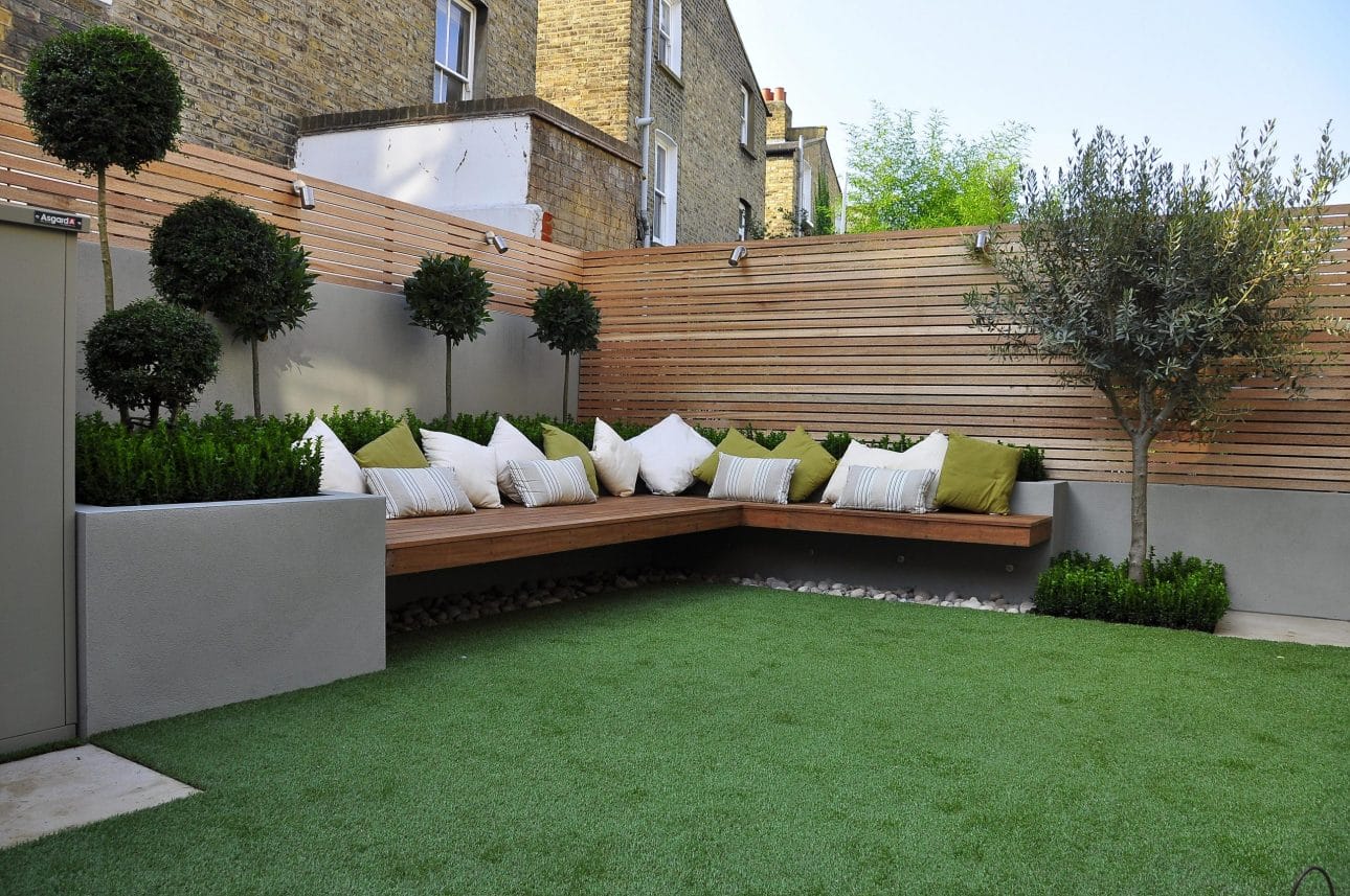 20 Brilliant Corner Yard Landscaping Ideas For You