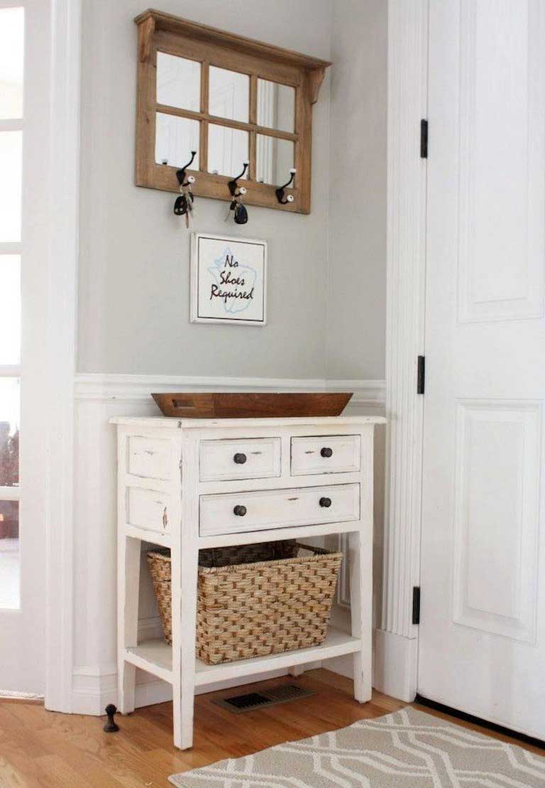 Farmhouse Entry Table Decor Ideas