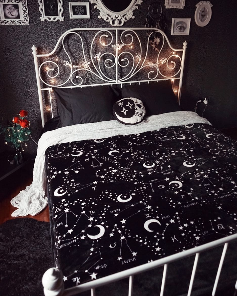 Gothic Bedroom Ideas with Galaxy-Themed Bedding