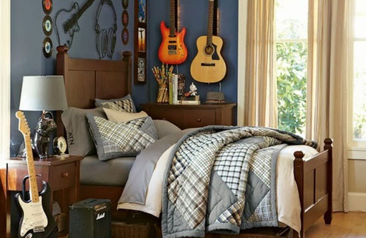 Music Theme Bedroom Ideas with Vinyl Records