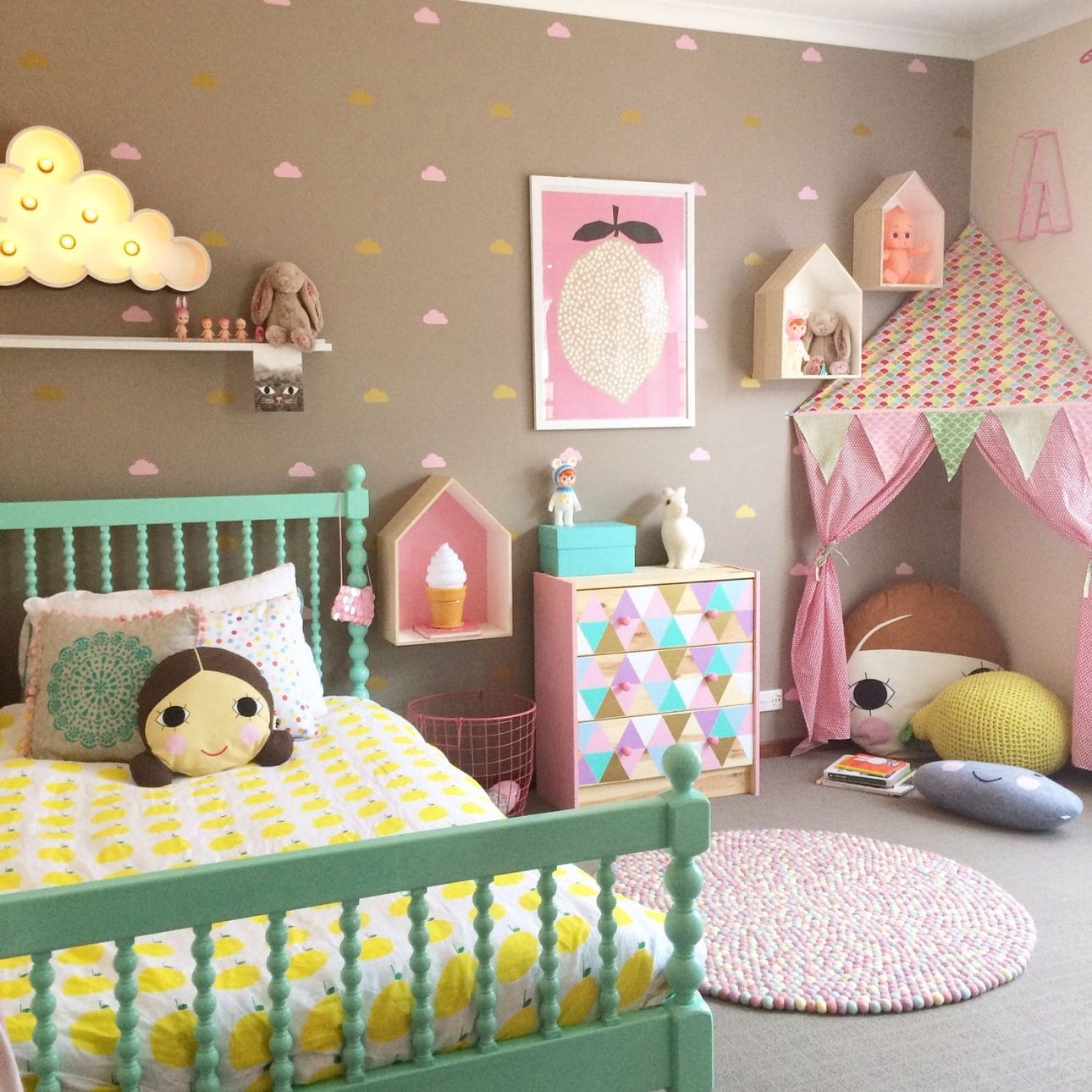 Paper World Themed Toddler Girl Bedroom