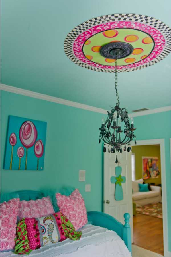 Pink and Turquoise Room Decorations