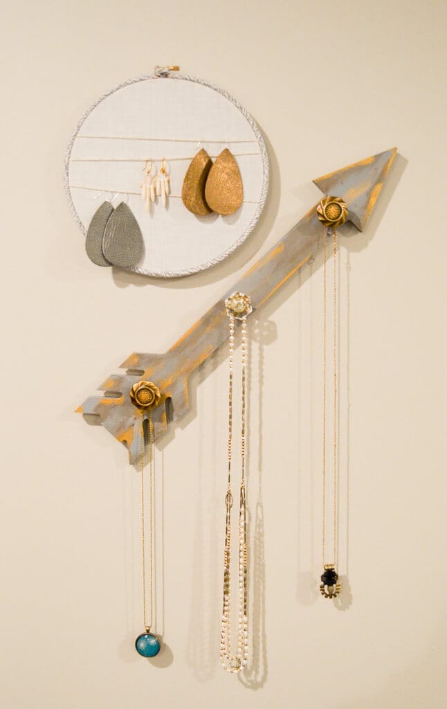 Rustic Glam Decor Ideas with Arrow and Dreamweaver