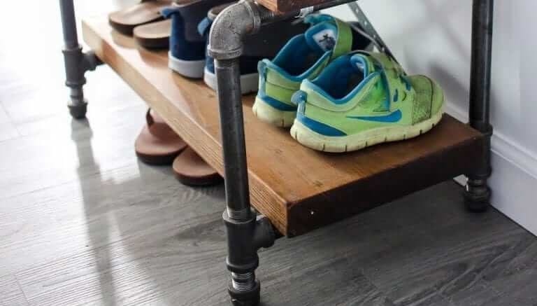 Shoe Rack Using Wood and Industrial Piping