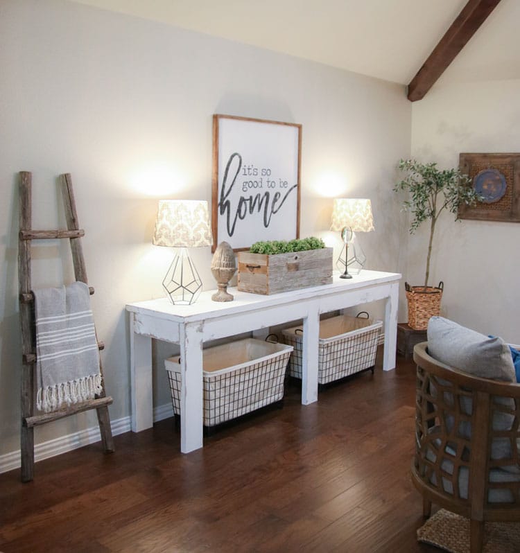 White Entrance Table with Greenery