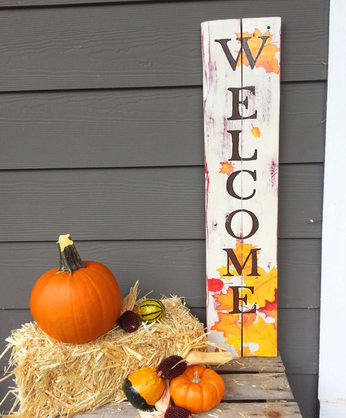 vertical welcome sign ideas