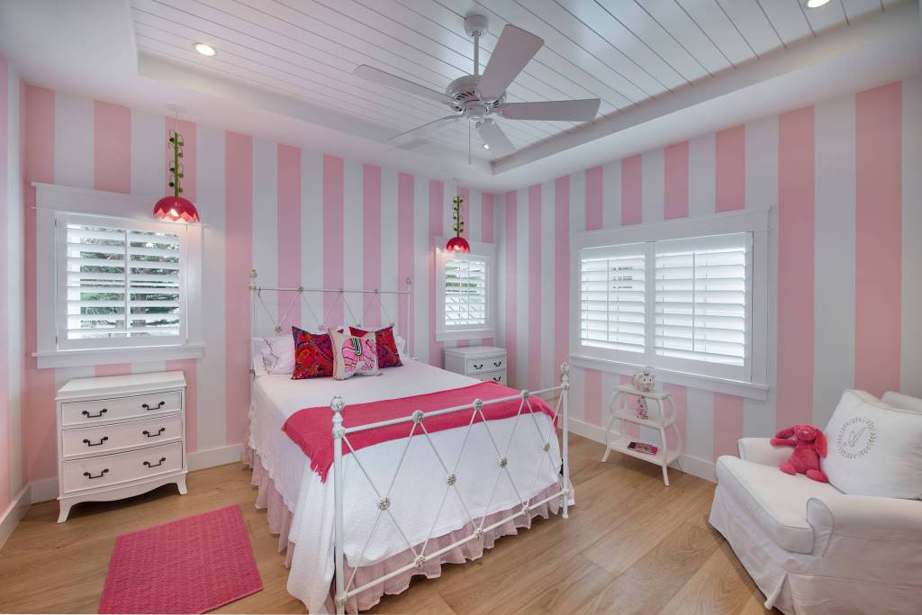 pink and grey striped wall