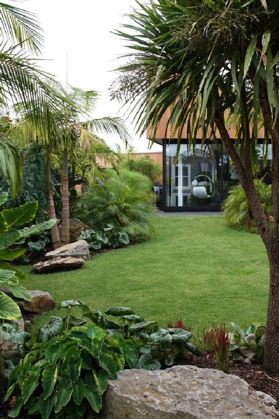 tropical backyard patio ideas
