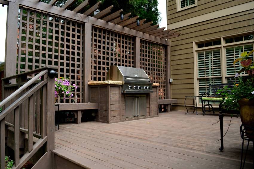 tall lattice privacy screen