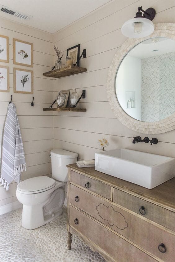 cottage bathroom decor