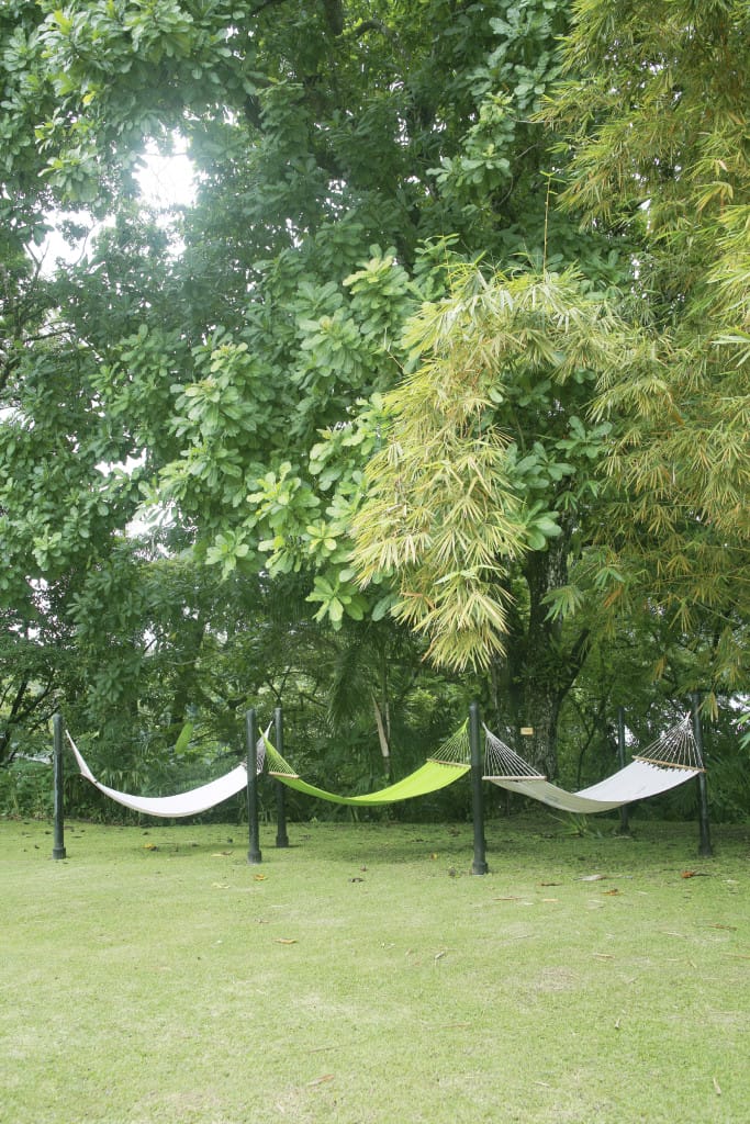 how to build a backyard hammock