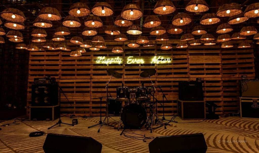 wedding stage decoration blue