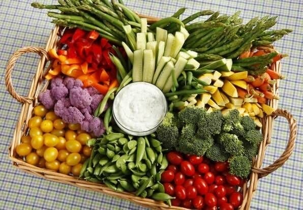 29 Easy Vegetable Tray Ideas To Keep Your Health On Track 1647472322 Vegetable Tray Ideas 4824 Img 62326ec20ea32