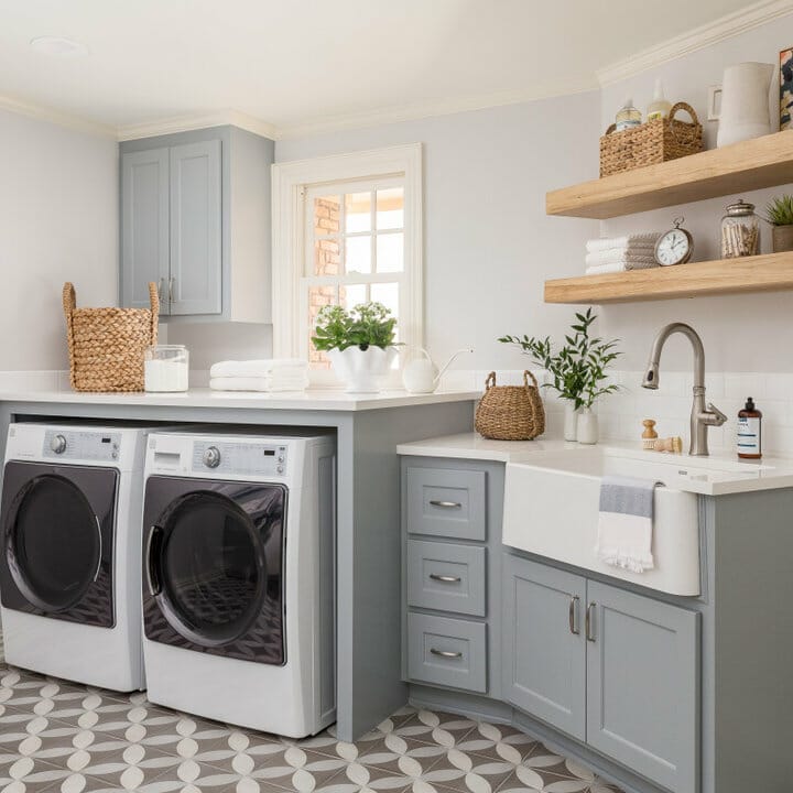 30 Inspiring Laundry Room Shelving Ideas to Upgrade Your Washing Space